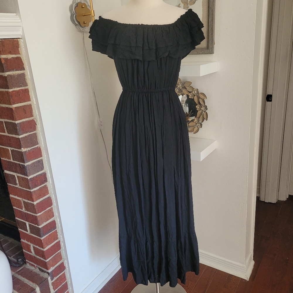 Showpo Black Off-Shoulder Ruffle Maxi Dress Size 8 Black
